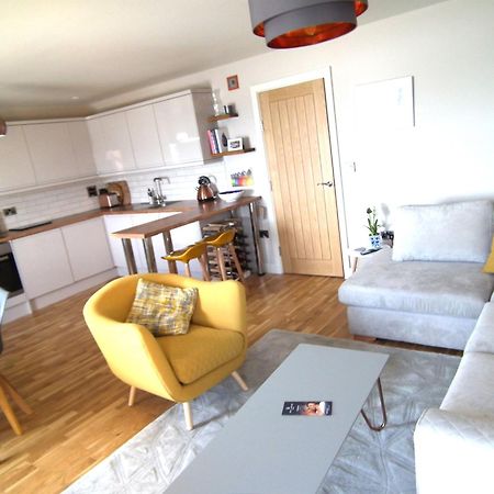 North Sea View Apartment Скарбъро Екстериор снимка