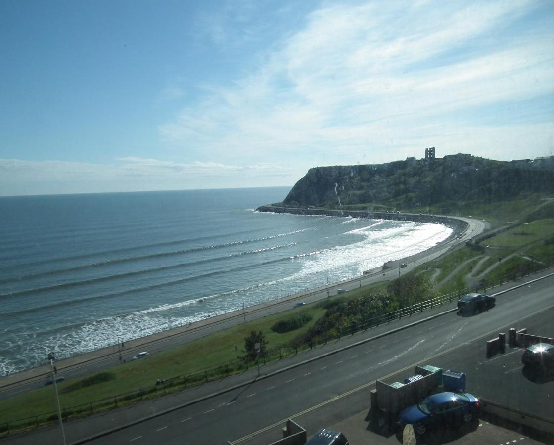 North Sea View Apartment Скарбъро Екстериор снимка