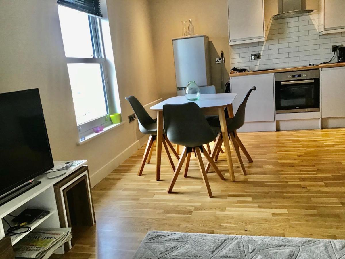 North Sea View Apartment Скарбъро Екстериор снимка