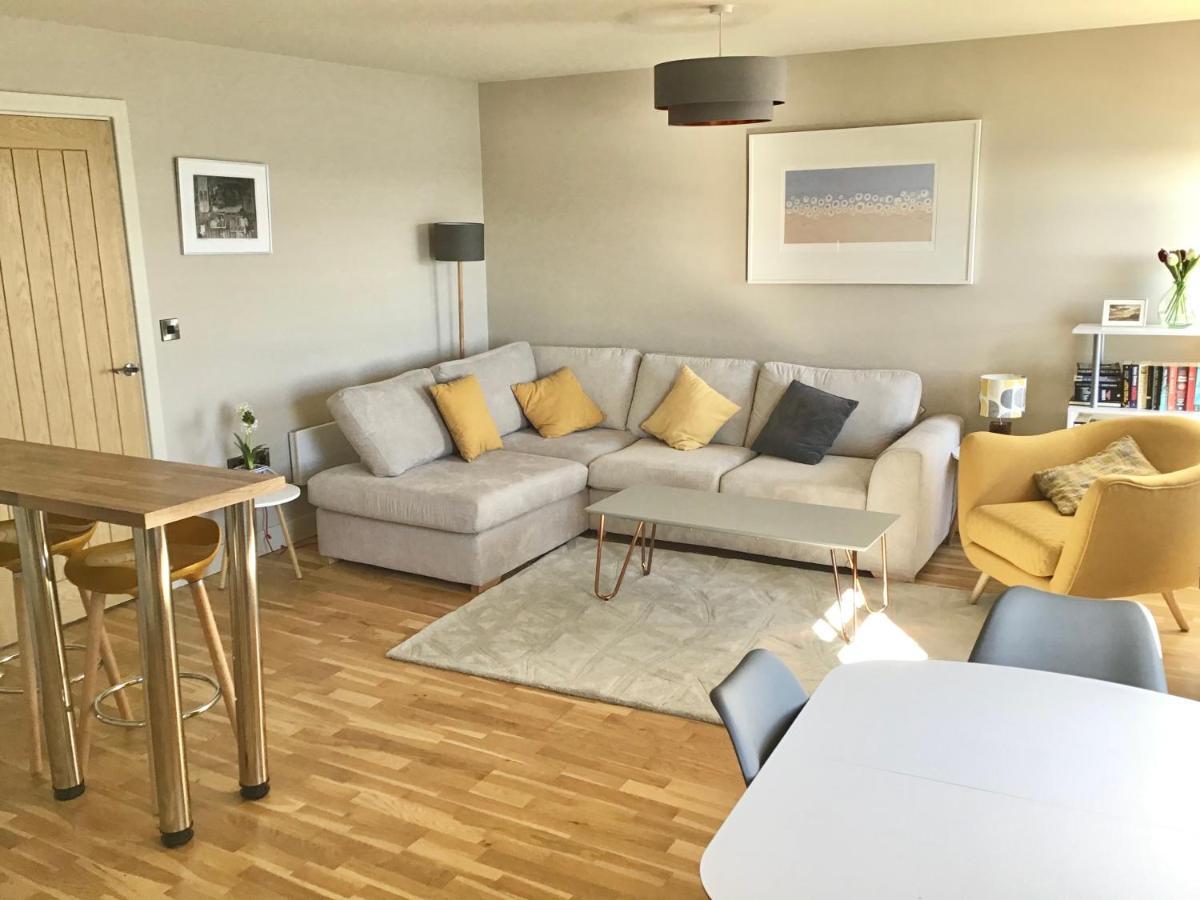 North Sea View Apartment Скарбъро Екстериор снимка