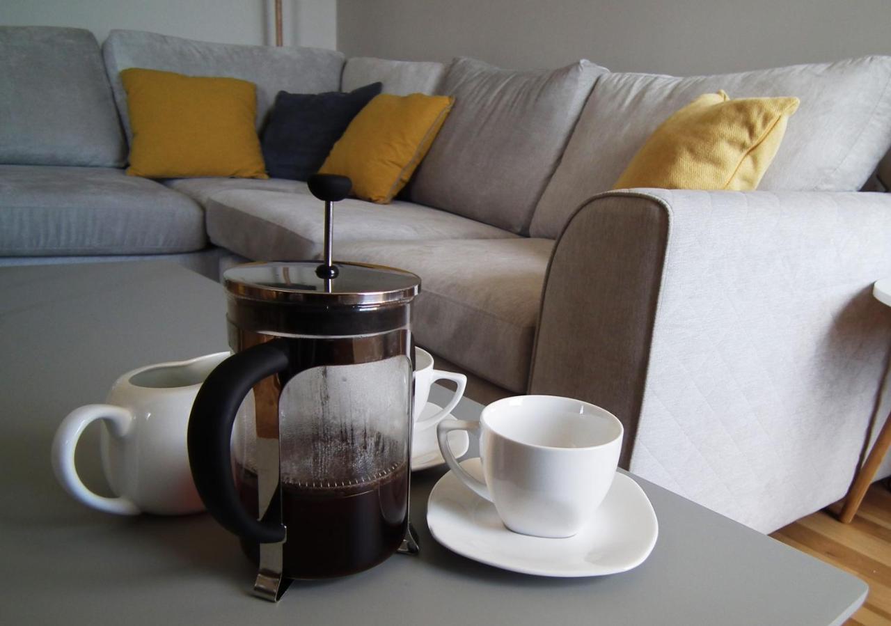 North Sea View Apartment Скарбъро Екстериор снимка